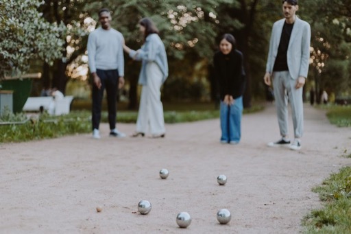 Pétanque until sunset